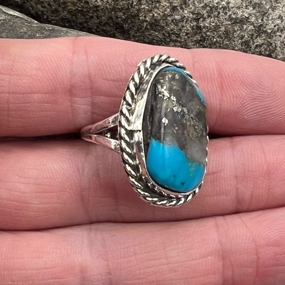 Vintage Navajo Handmade Sterling Silver Natural Blue Turquoise Ring 6.25 - Picture 5 of 7